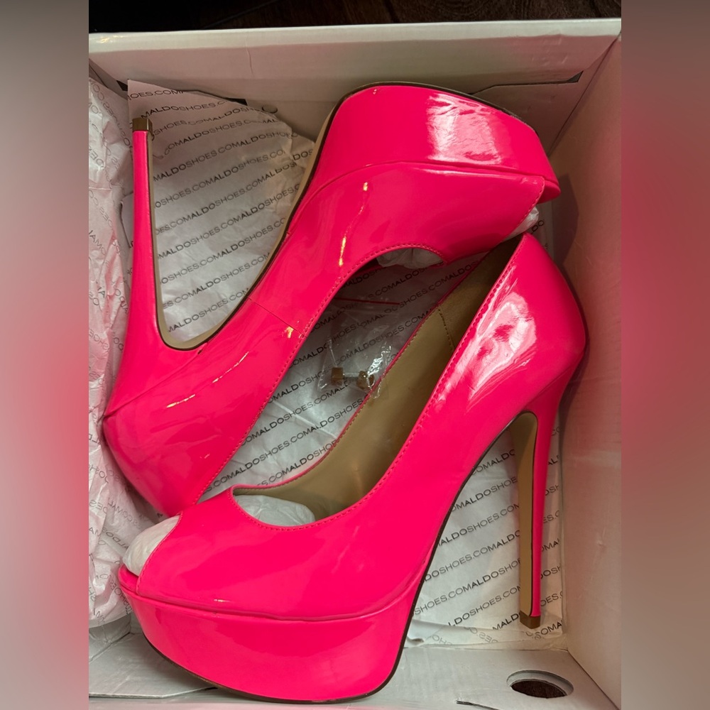 Aldo Bismarcka Hot Pink Peep Toe Pumps